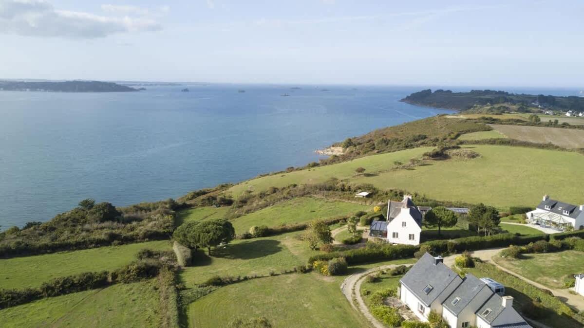 Kermartin - Maison De Famille Avec Vue Sur La Baie De Morlaix Plouézocʼh 외부 사진