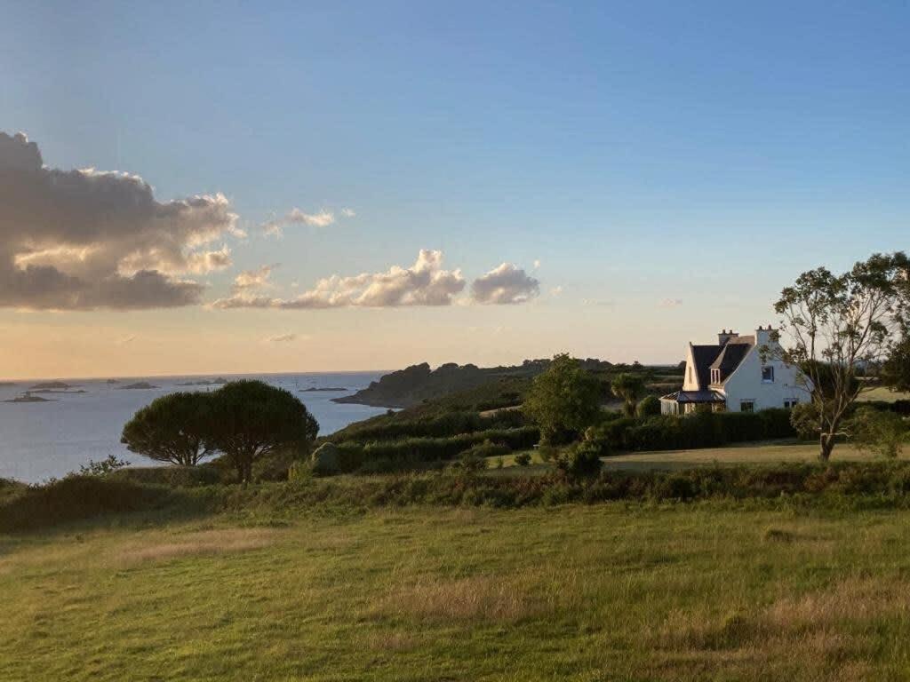 Kermartin - Maison De Famille Avec Vue Sur La Baie De Morlaix Plouézocʼh 외부 사진